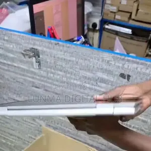 Laptop HP EliteBook 830 G8 16GB Intel Core i7 SSD 512GB