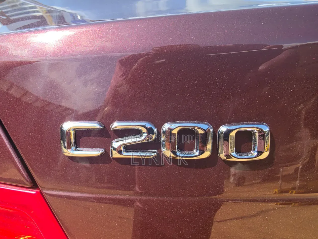 Mercedes-Benz C200 2010 Maroon