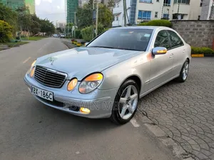 Mercedes-Benz E280 2006 Silver