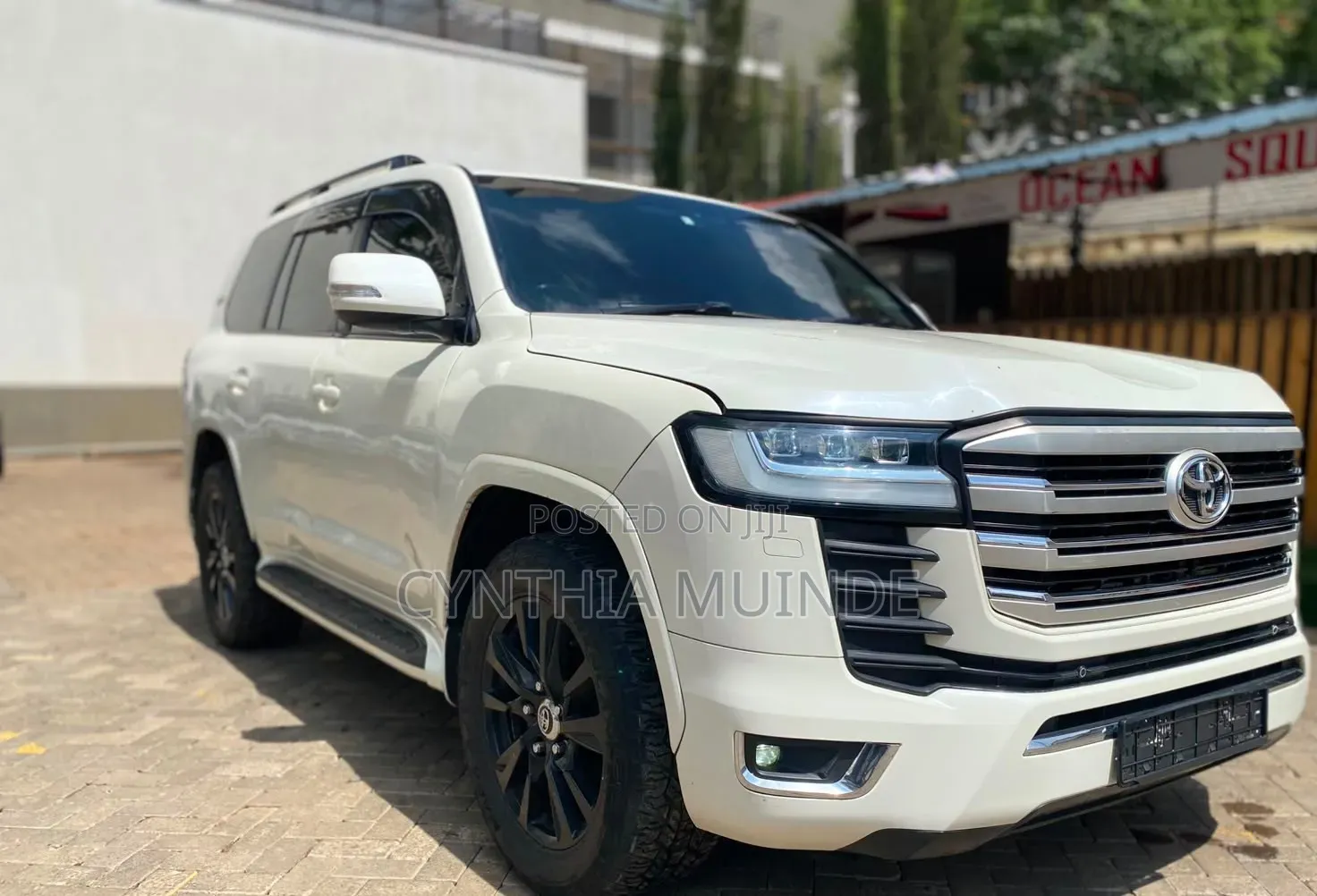 Toyota Land Cruiser Prado 2015 White