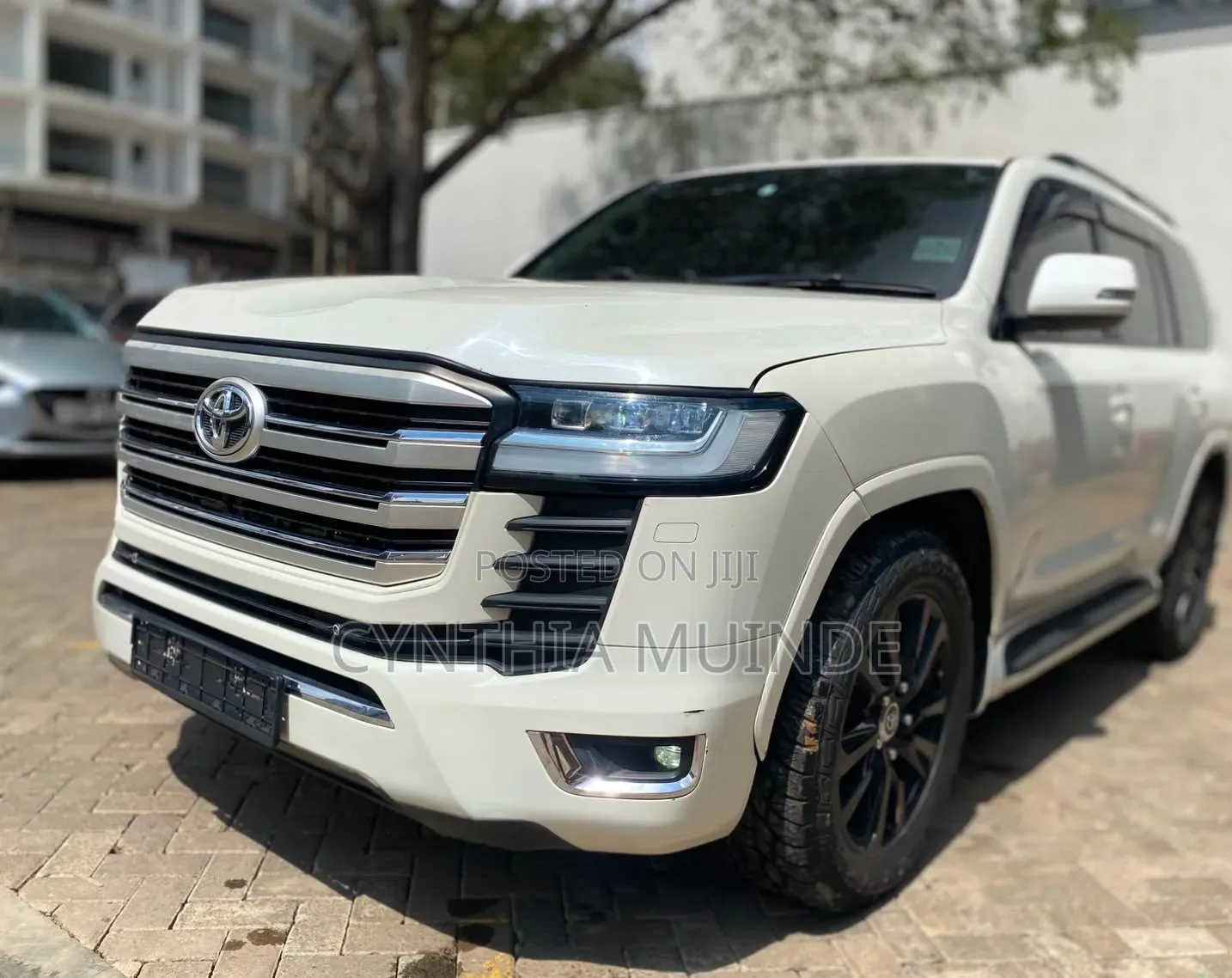Toyota Land Cruiser Prado 2015 White