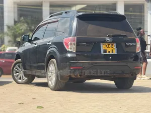 Subaru Forester 2012 Black