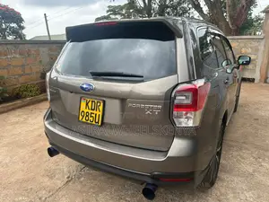 Subaru Forester 2.0XT Premium AWD 2017 Gray