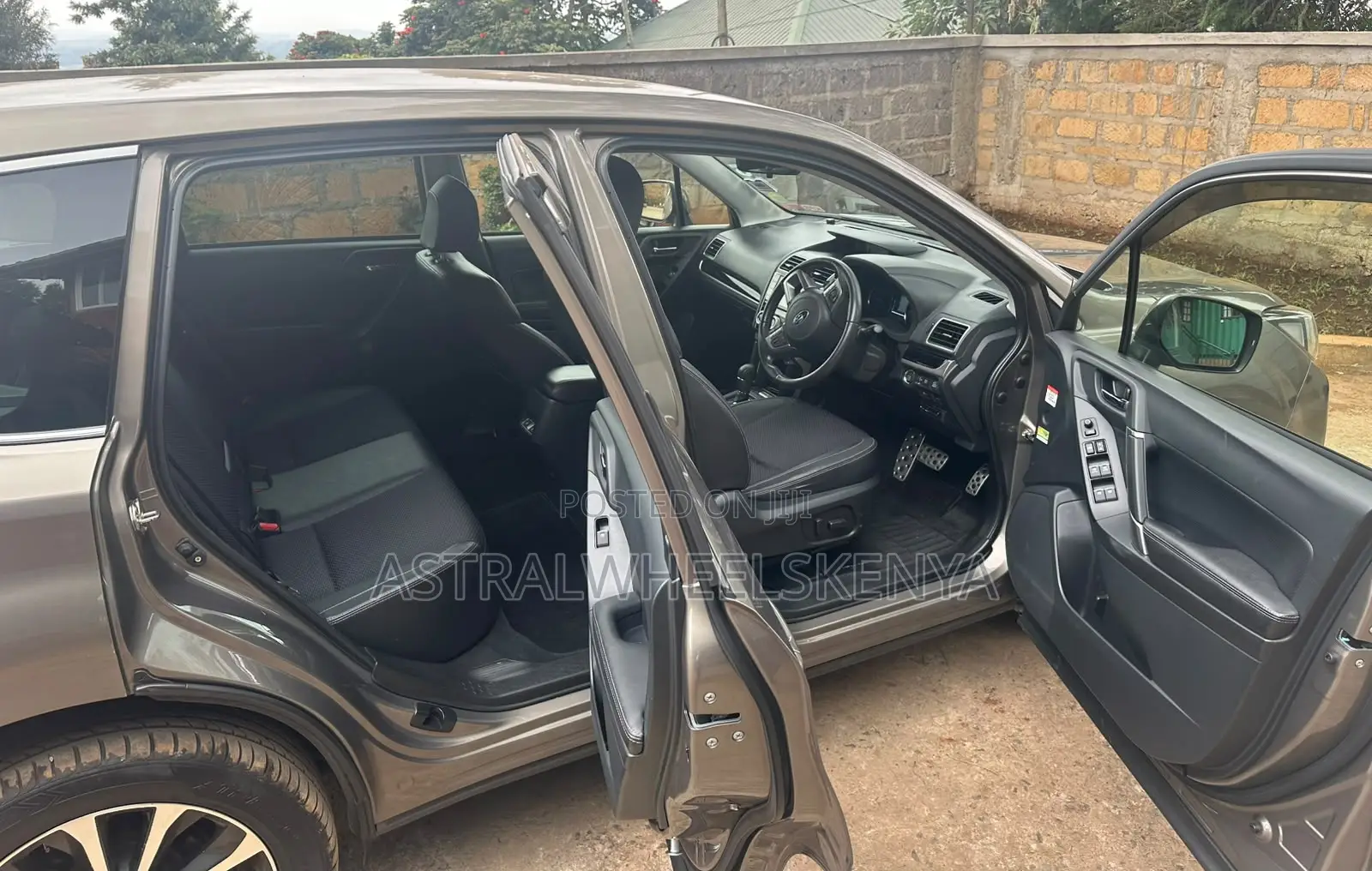 Subaru Forester 2.0XT Premium AWD 2017 Gray