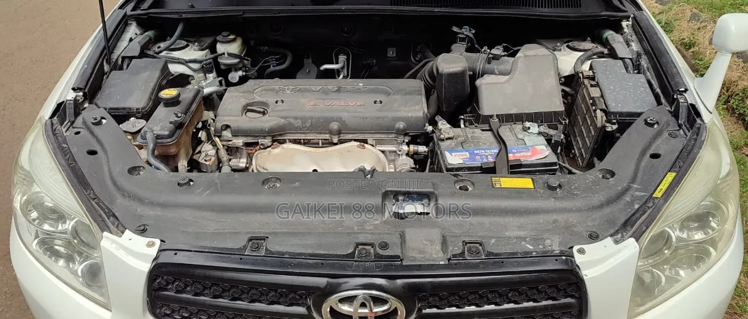 Toyota RAV4 2008 White