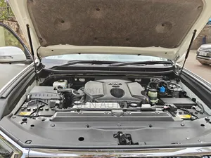Toyota Land Cruiser Prado 2020 White