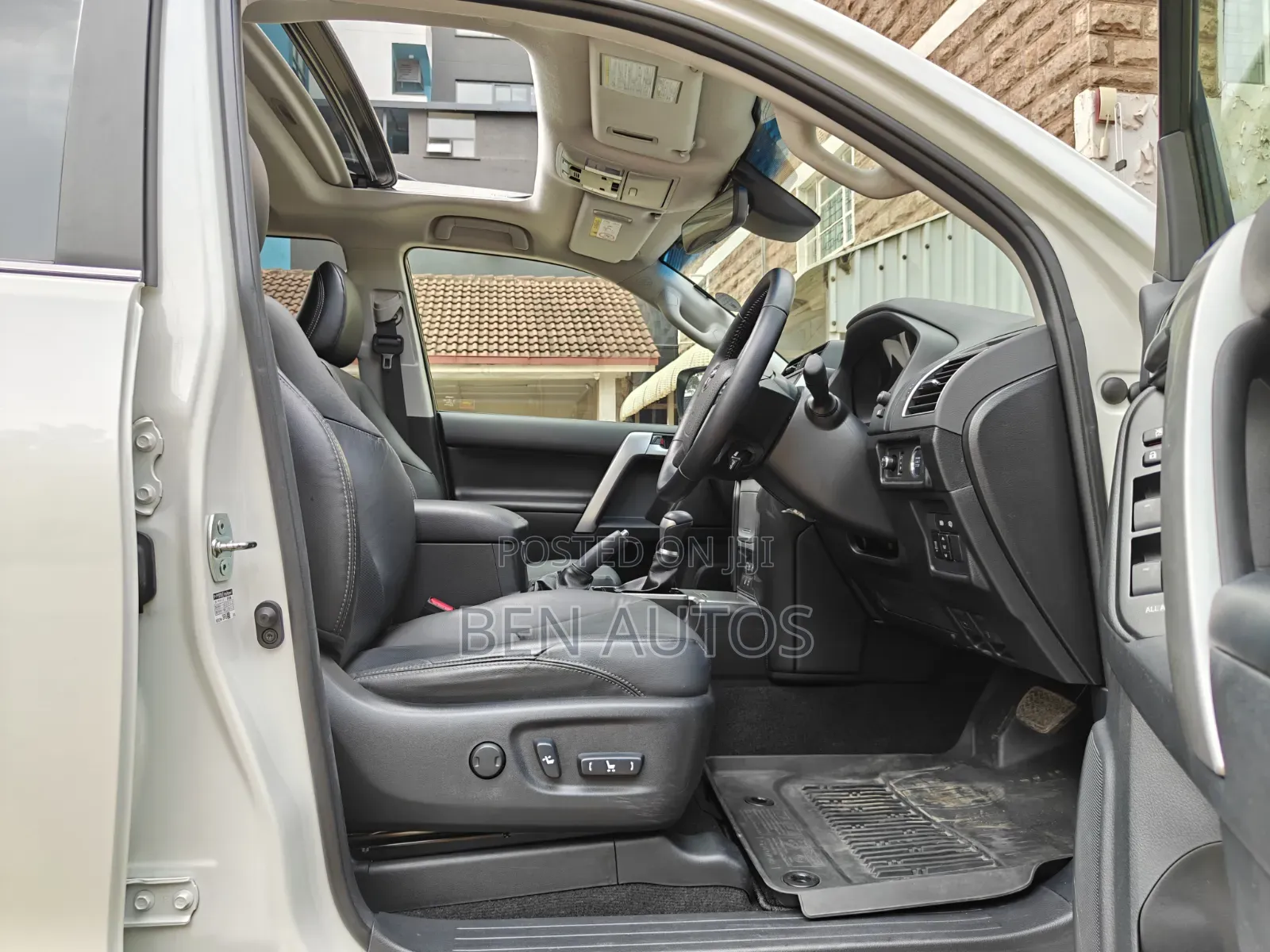 Toyota Land Cruiser Prado 2020 White