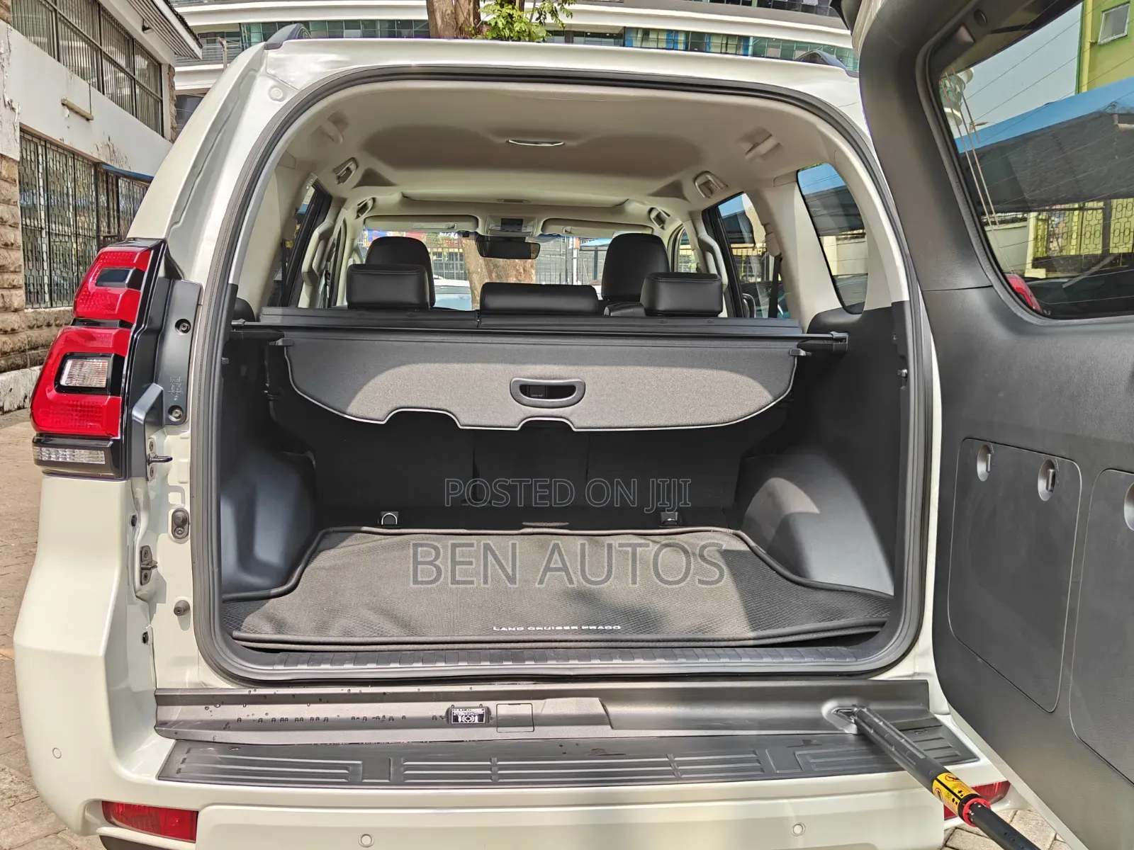 Toyota Land Cruiser Prado 2020 White