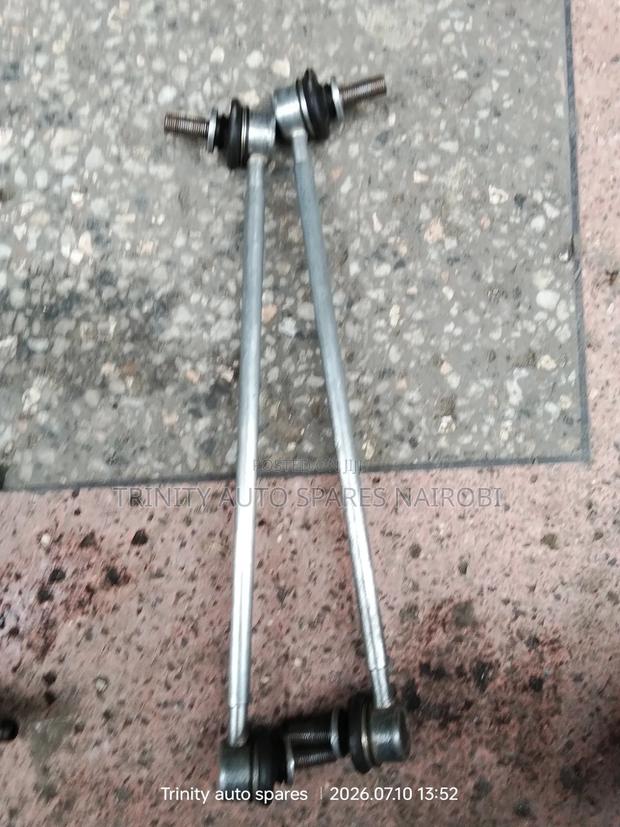 Original Toyota Axio New Model Stabilizer Links
