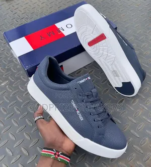 Tommy Hilfiger