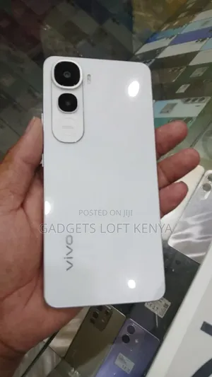 New Vivo Y21d 128 GB Silver