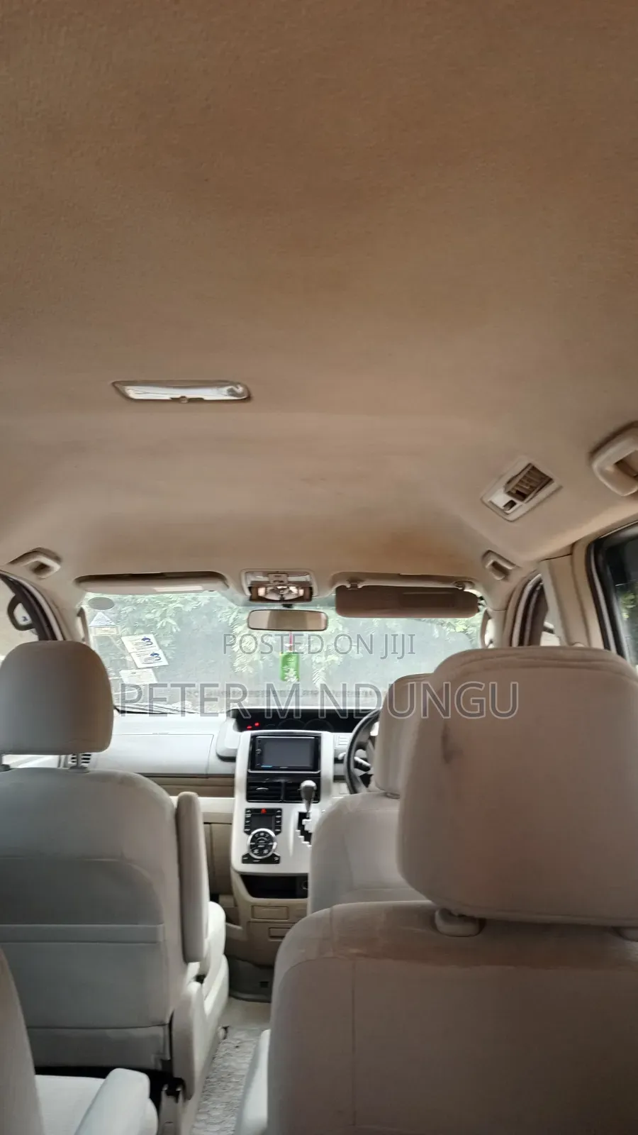 Toyota Noah 2011 White