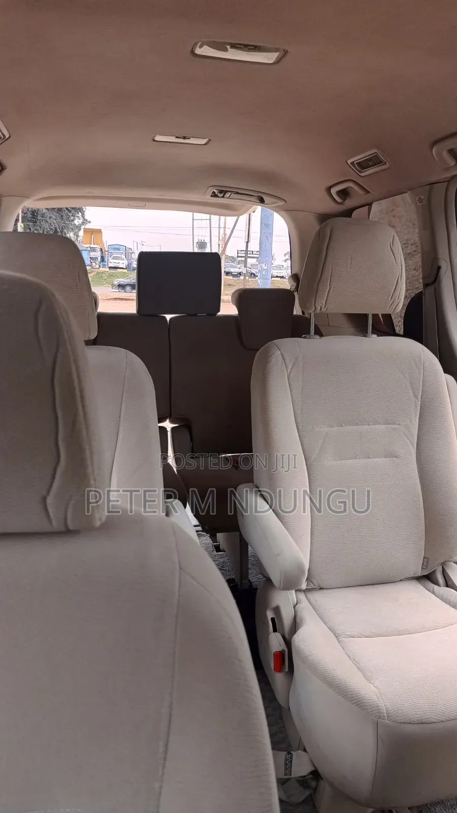 Toyota Noah 2011 White