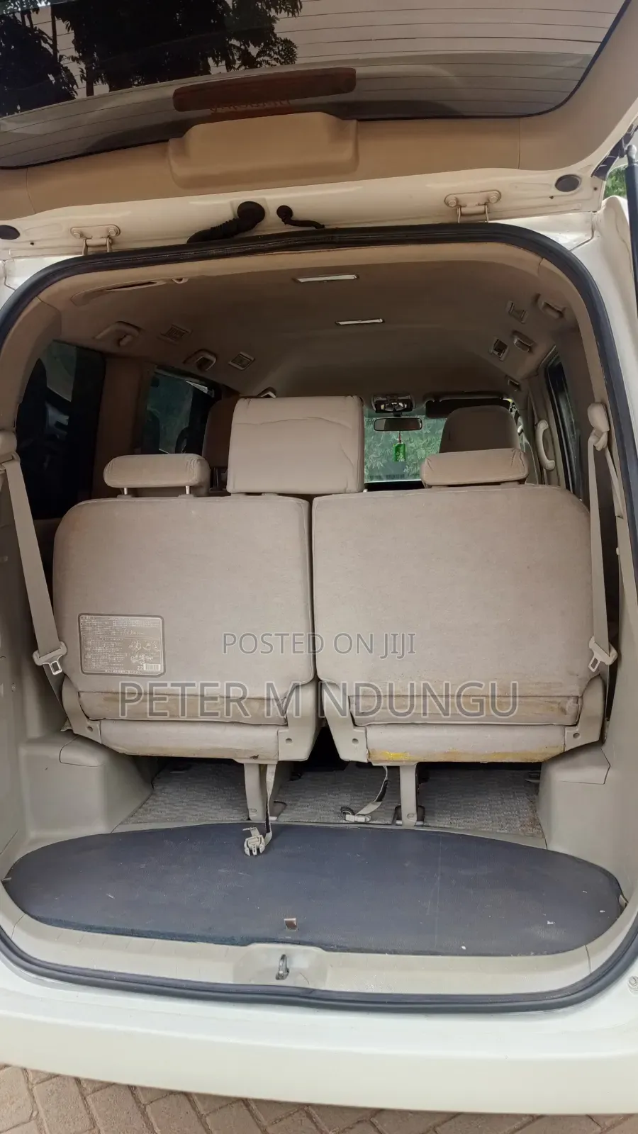 Toyota Noah 2011 White