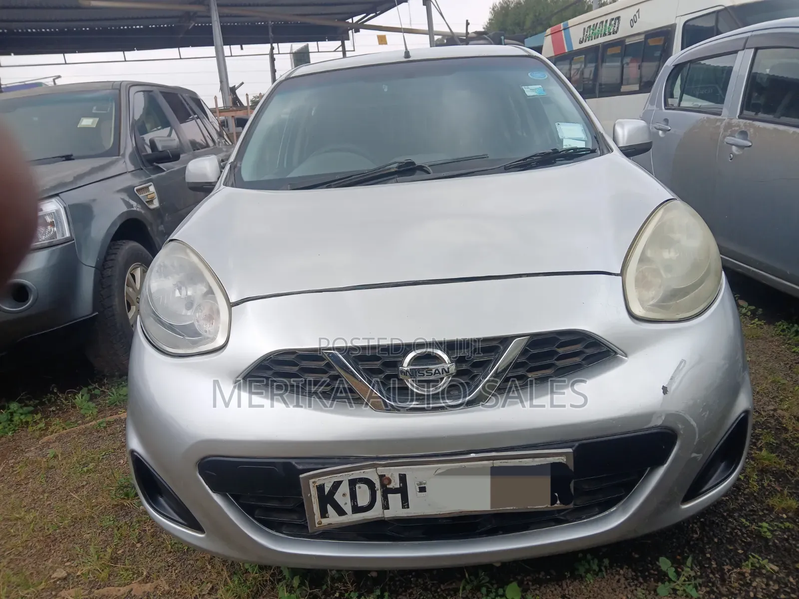 Nissan March 1.2 AWD 2015 Silver