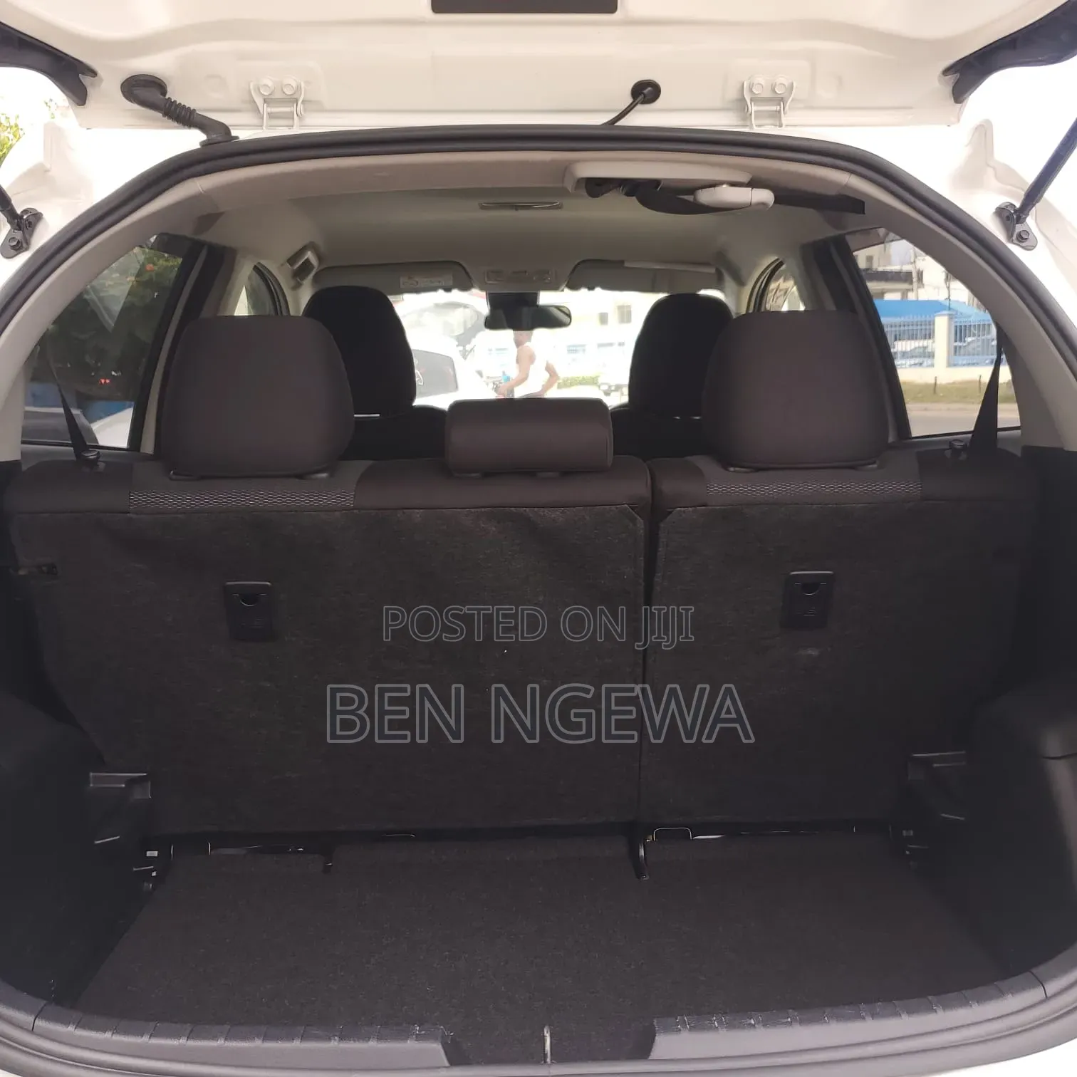 Toyota Vitz 2019 Silver
