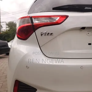 Toyota Vitz 2019 Silver