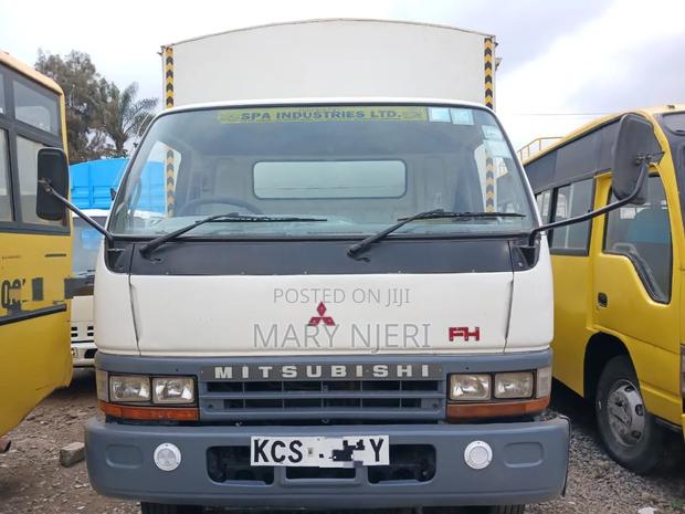 Mitsubishi Fh215,Flat Body Truck - thumbnail 2
