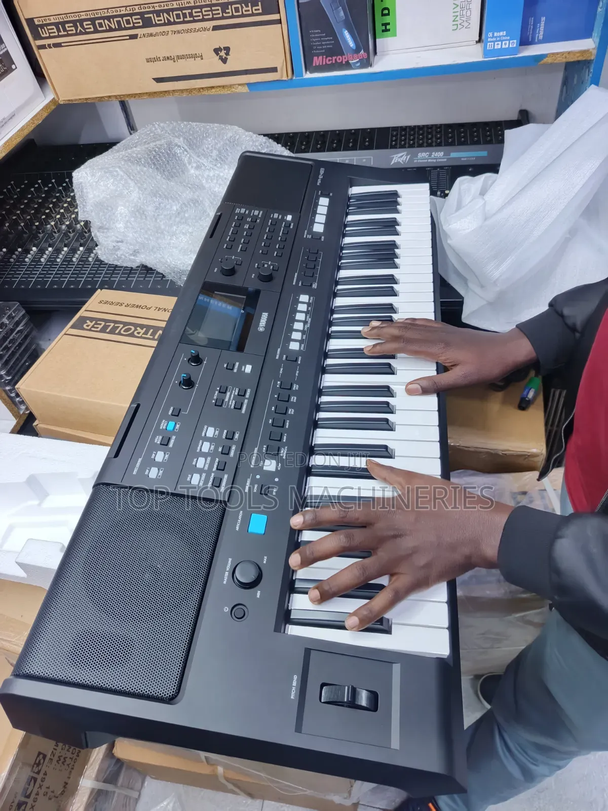 Yamaha PSR E483 Keyboard