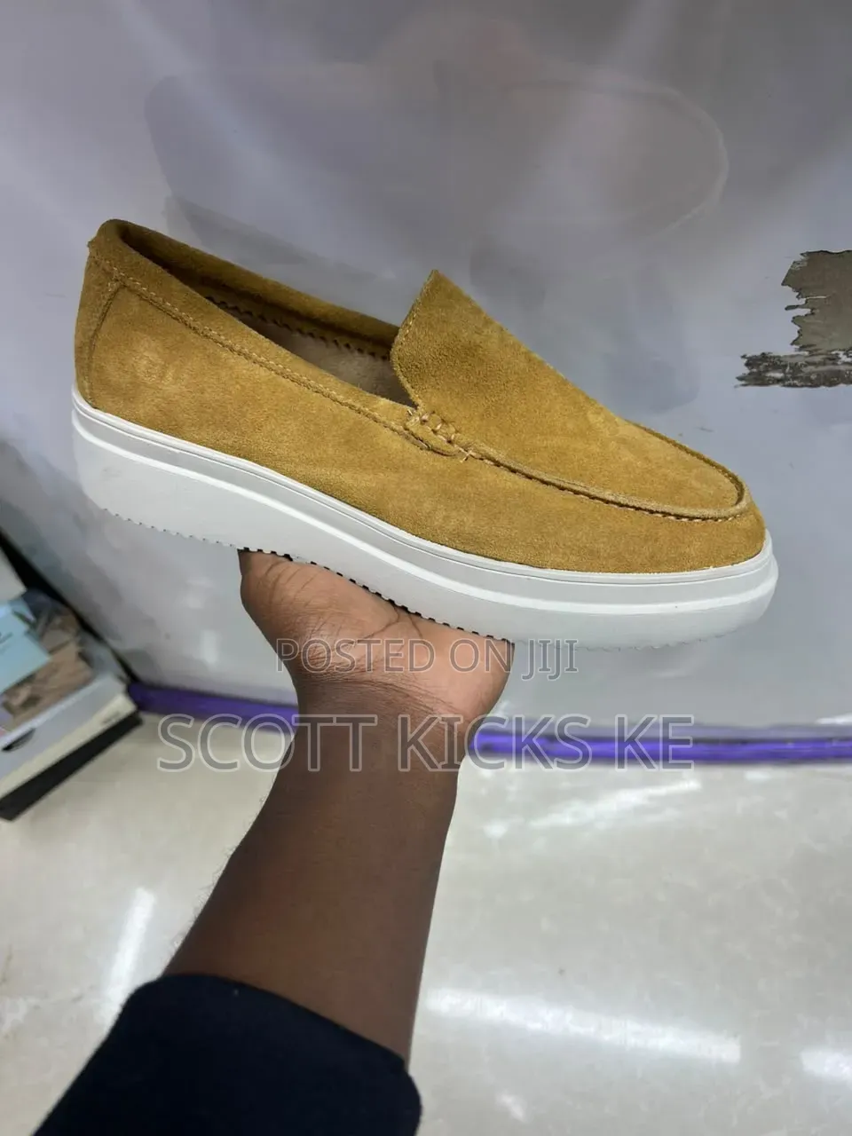 Loro Piana Summer Walk Bigsole