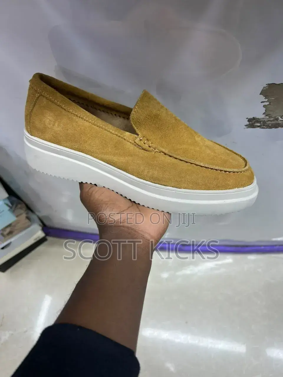 Loro Piana Summer Walk Bigsole