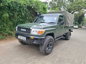 Toyota Land Cruiser 79 Series 2017 Green