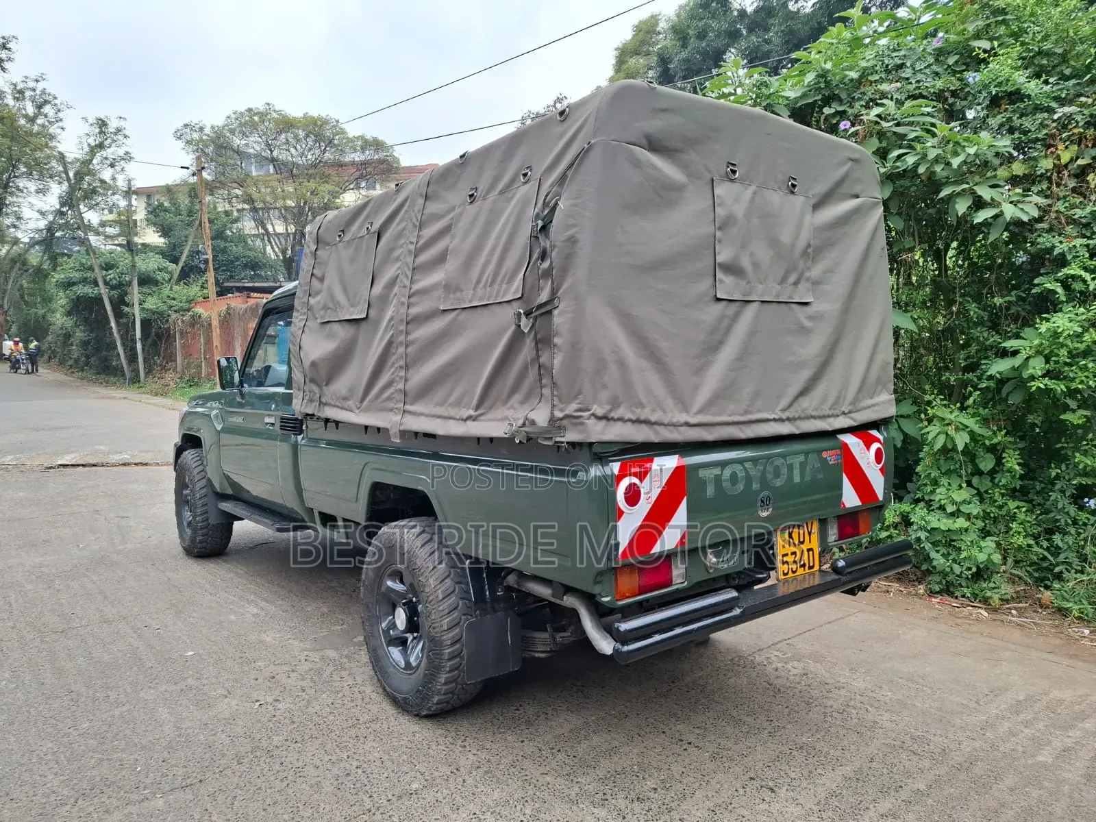 Toyota Land Cruiser 79 Series 2017 Green