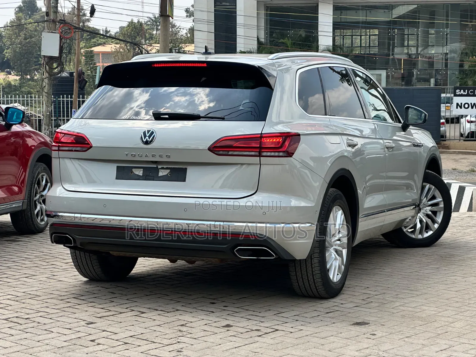 Volkswagen Touareg 2021 Beige
