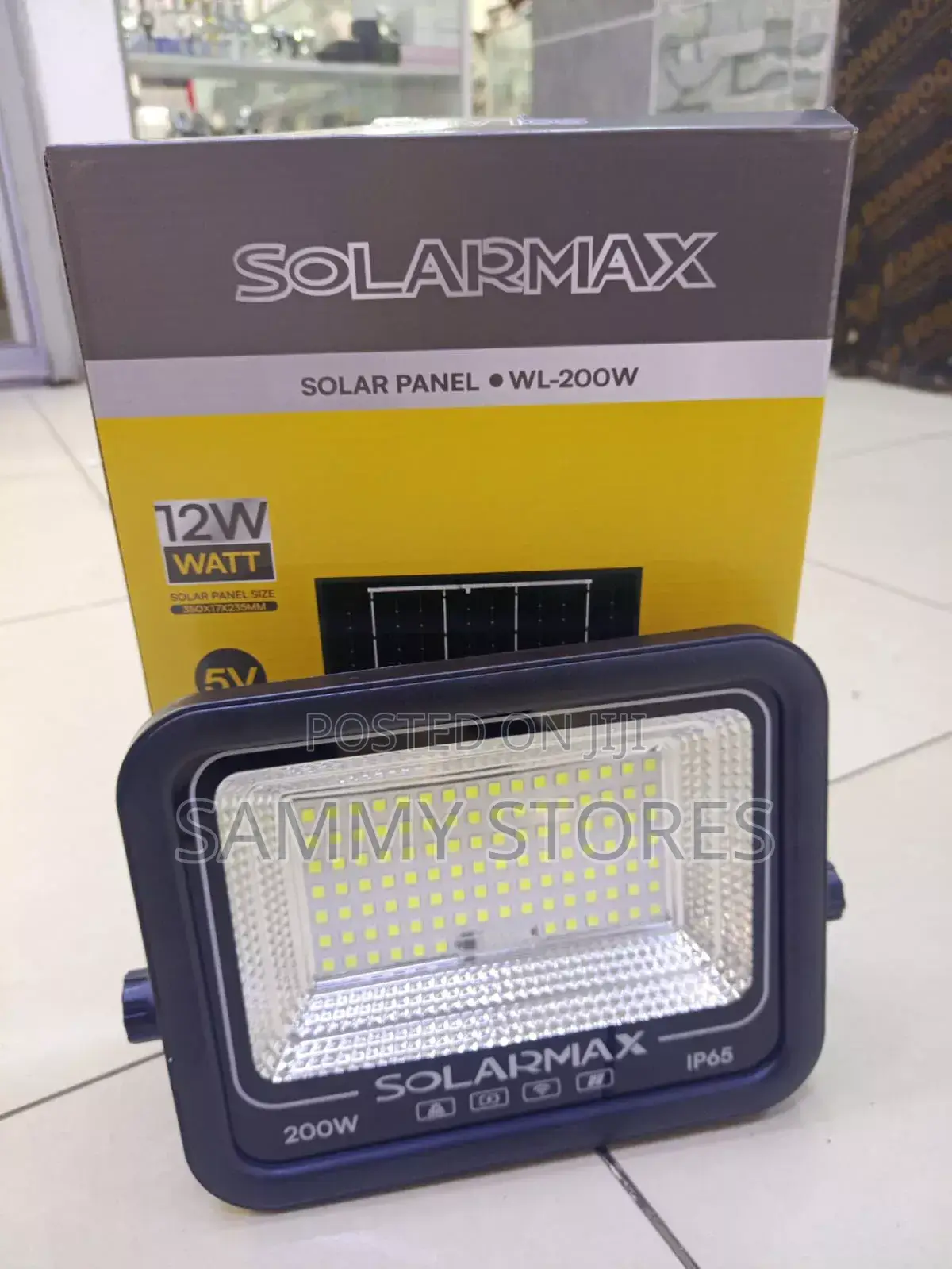 Solar Powered Led Floodlight High-Brightness Security Lamp