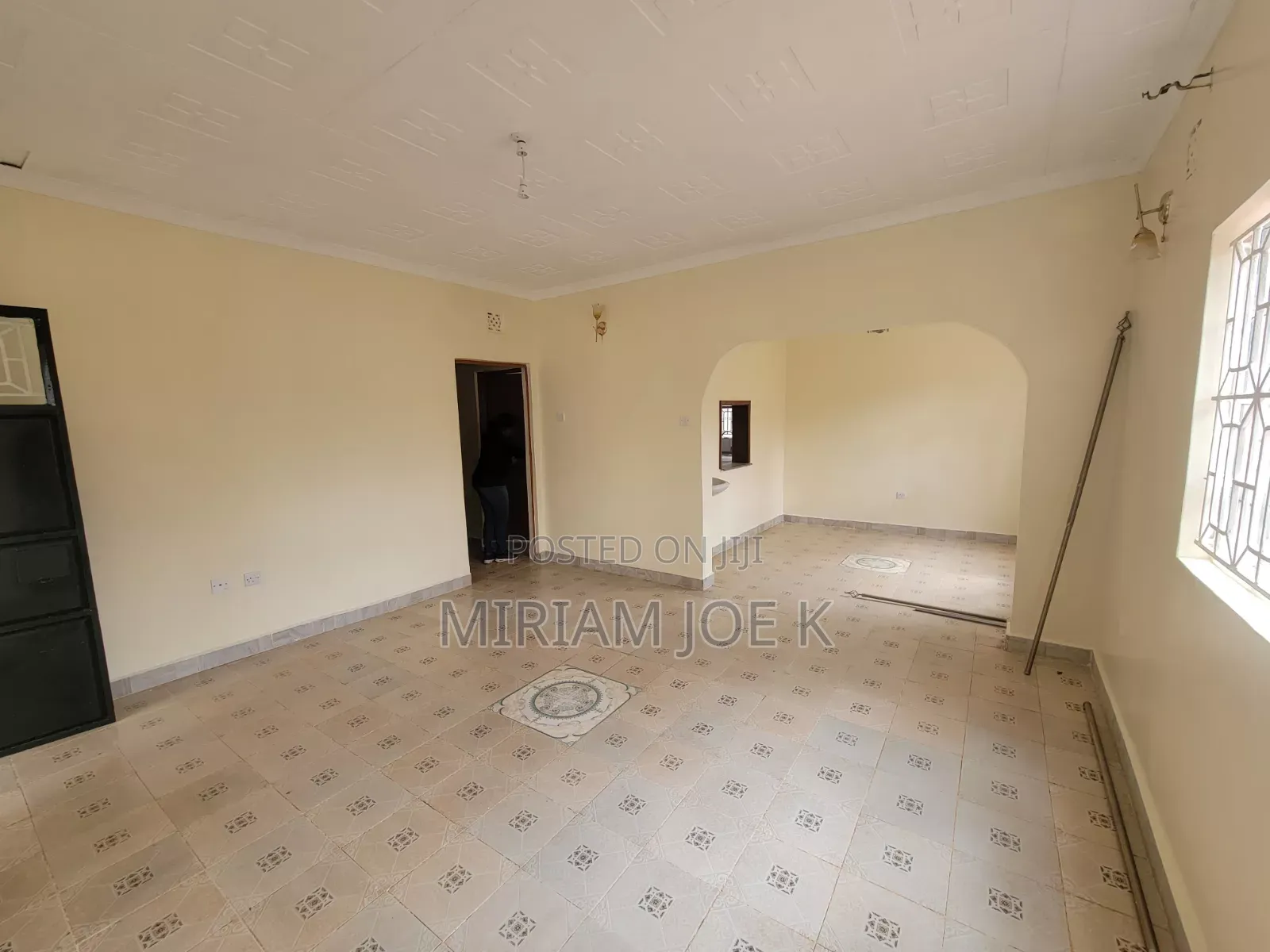 3bdrm Bungalow in Mugutha, Kimbo for rent