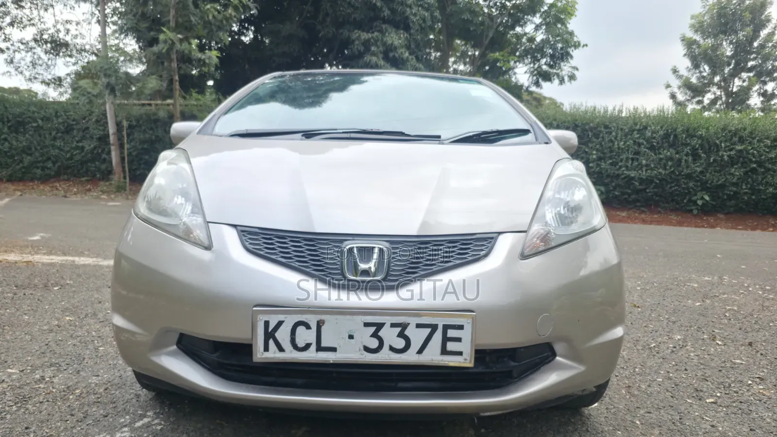 Honda Fit 2010 Gold