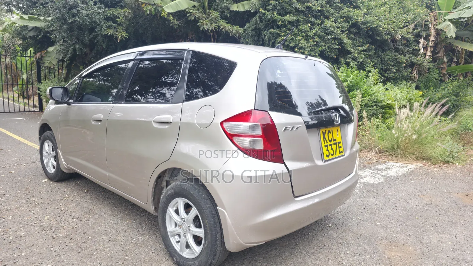 Honda Fit 2010 Gold