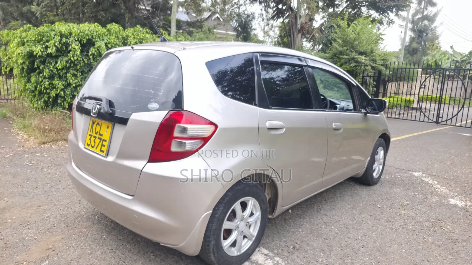 Honda Fit 2010 Gold