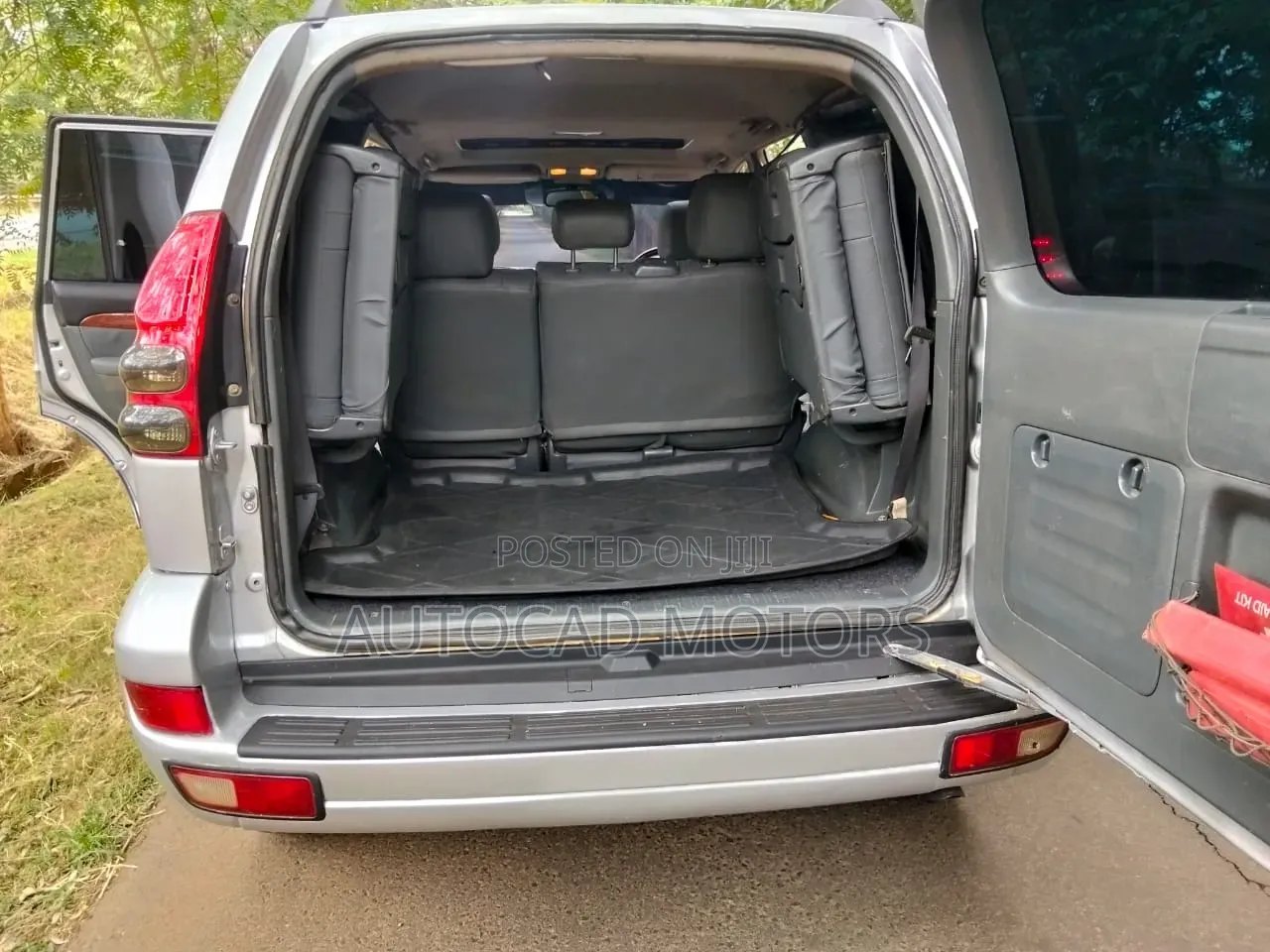 Toyota Land Cruiser Prado 2005 Silver