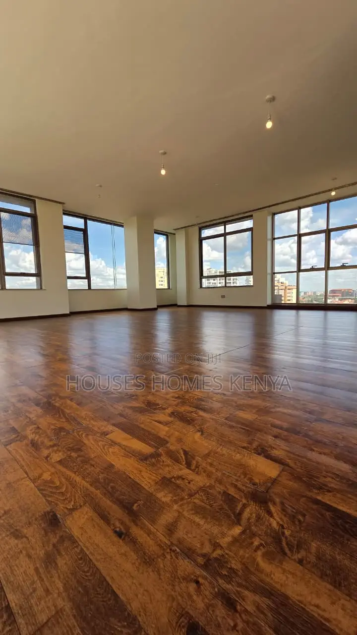 4bdrm Duplex in Parklands for rent