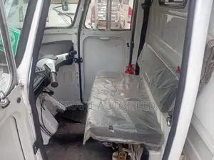 Piaggio 2025 White