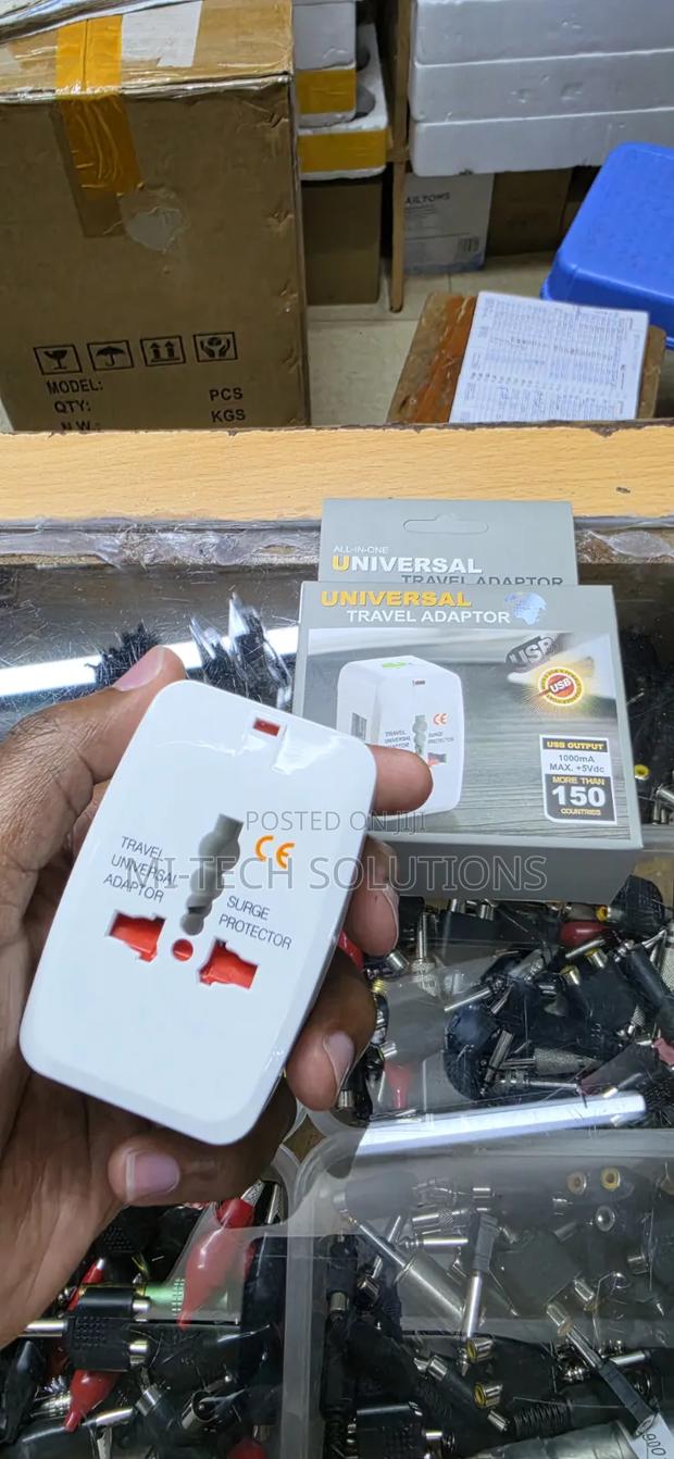 Usb Universal International Adapter - thumbnail 2