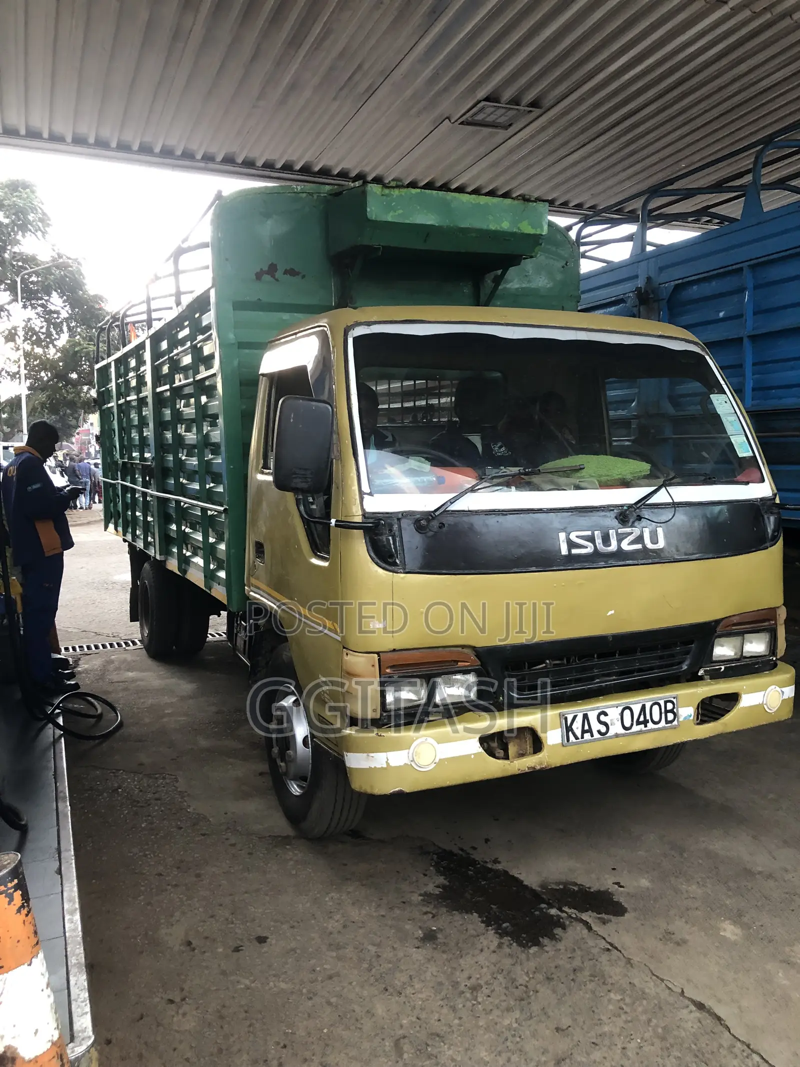 Isuzu Truck NPR