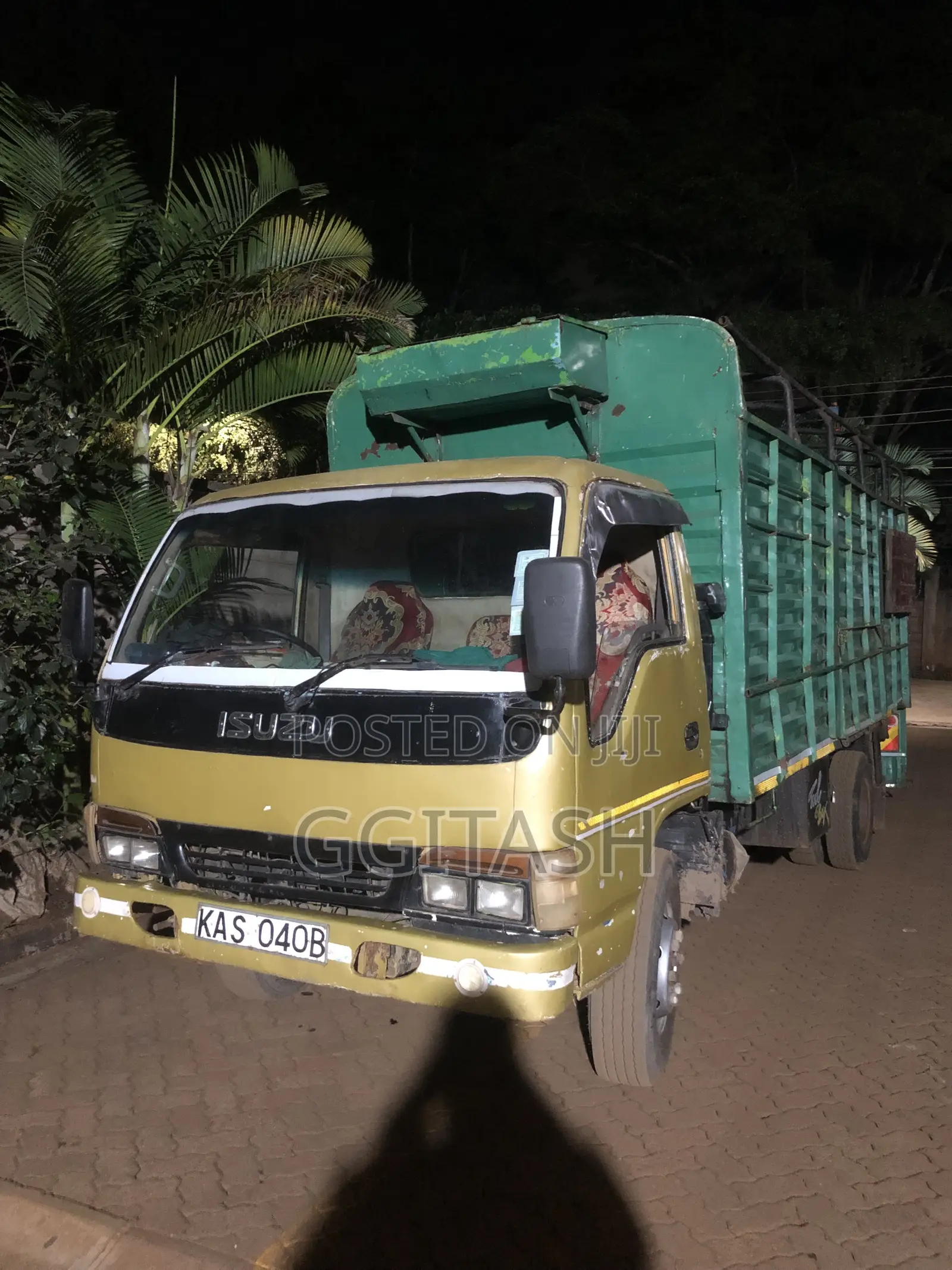 Isuzu Truck NPR