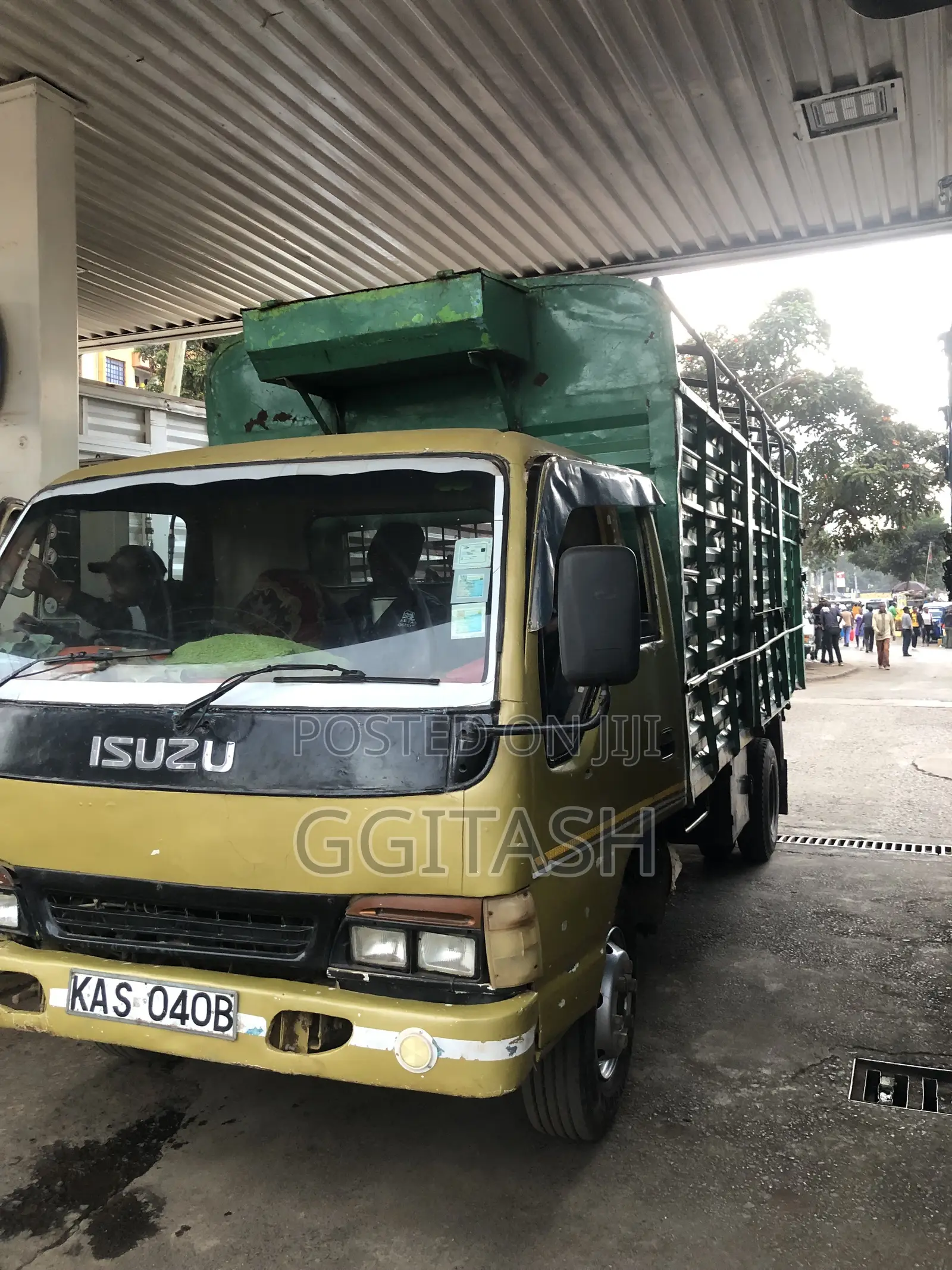 Isuzu Truck NPR