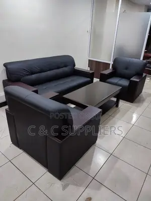 5-Seater Black Sofa Set With Wood Armrest