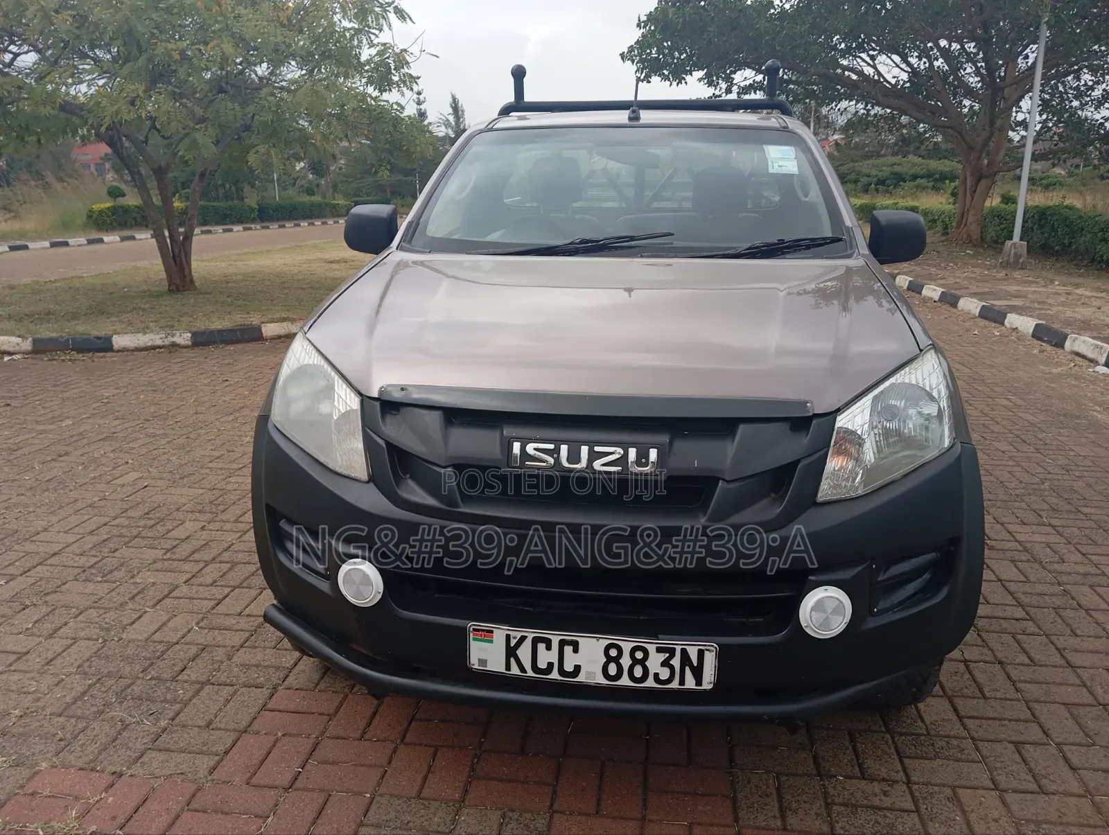 Isuzu D-MAX 2015