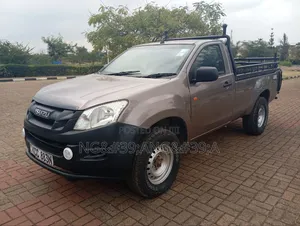 Isuzu D-MAX 2015