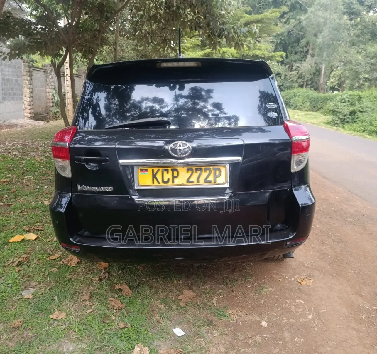 Toyota Vanguard 2010 Black