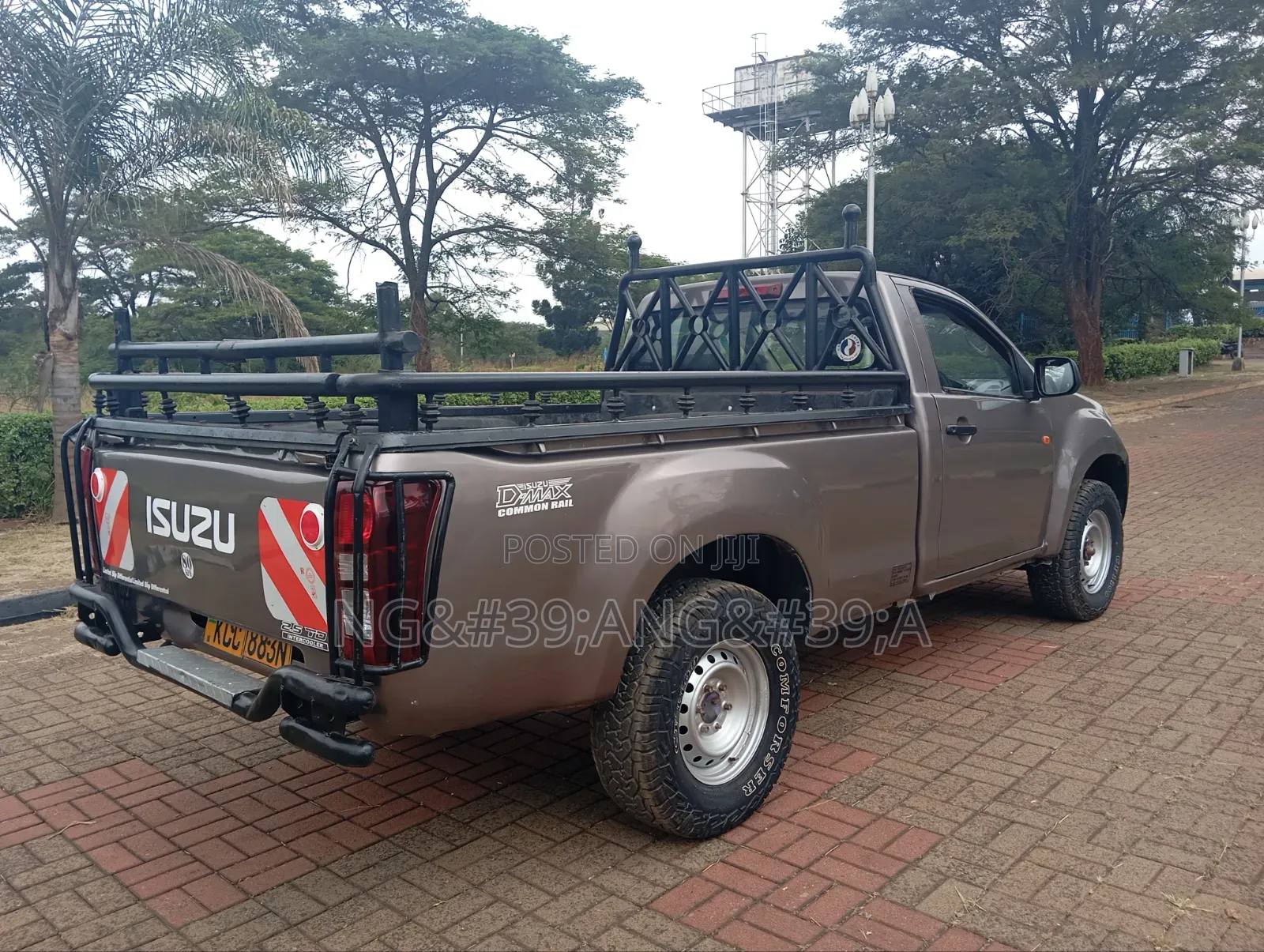 Isuzu D-MAX 2015