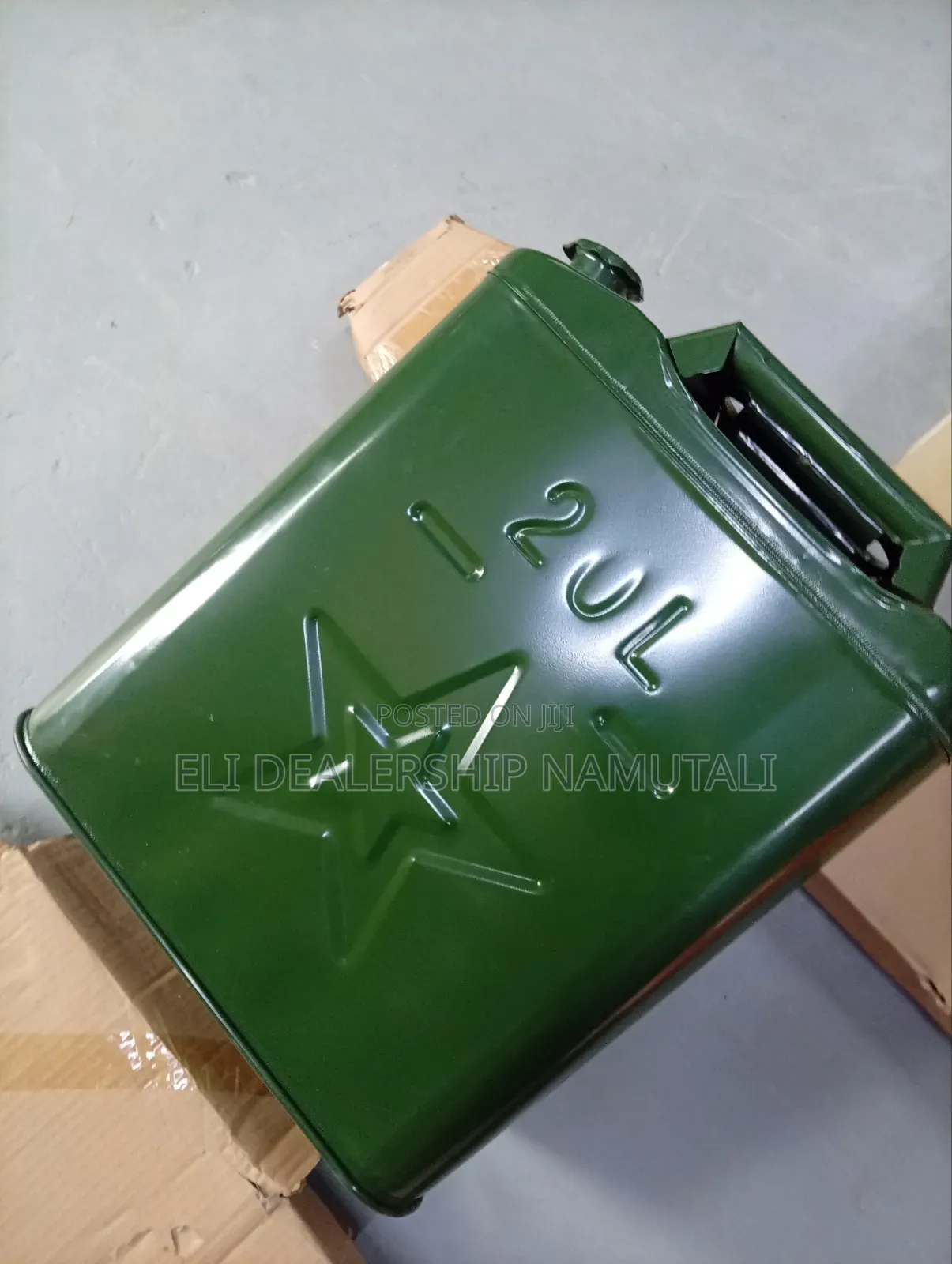 20l Metal Jerry Can With Locking Cap for Safe Fuel Handling