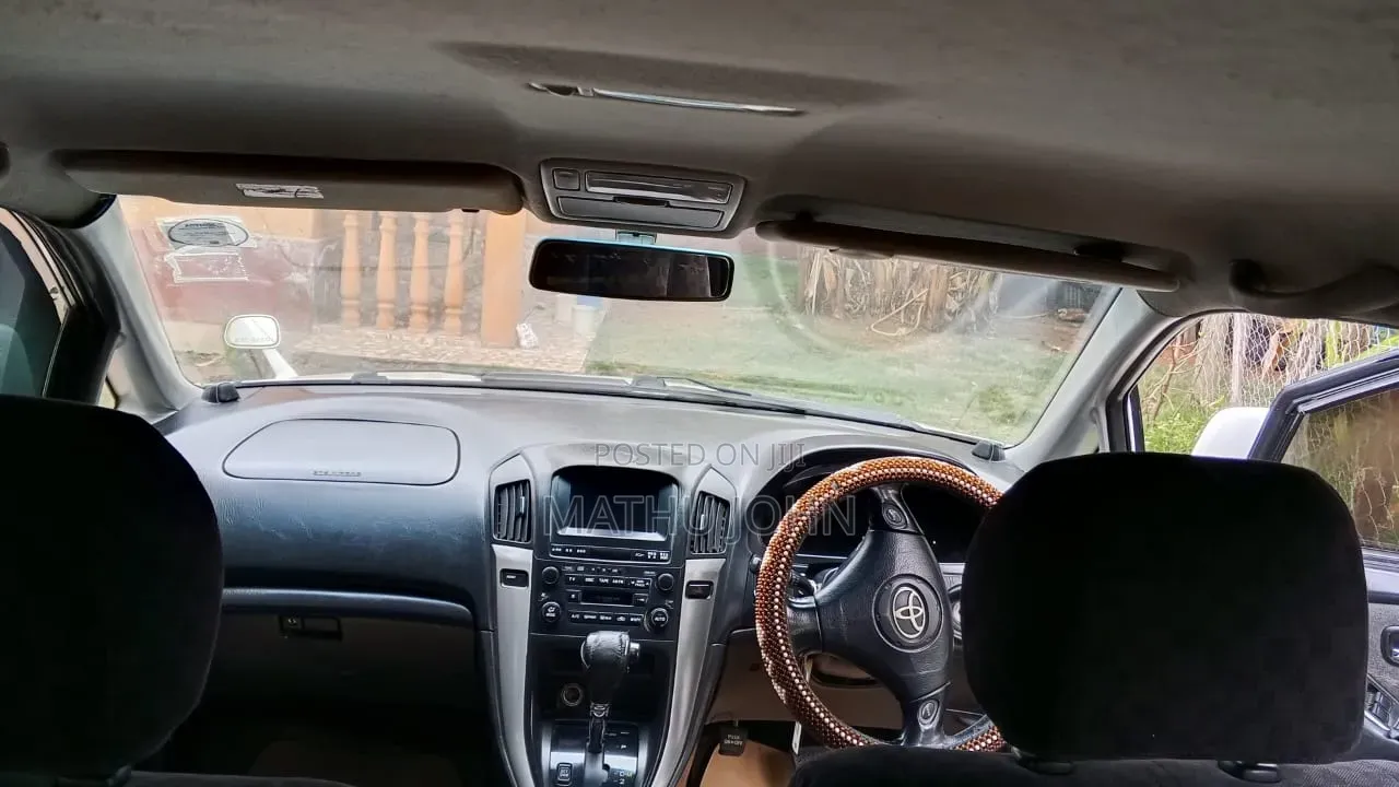 Toyota Harrier 2003 White
