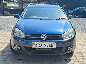 Volkswagen Golf 2012 Blue