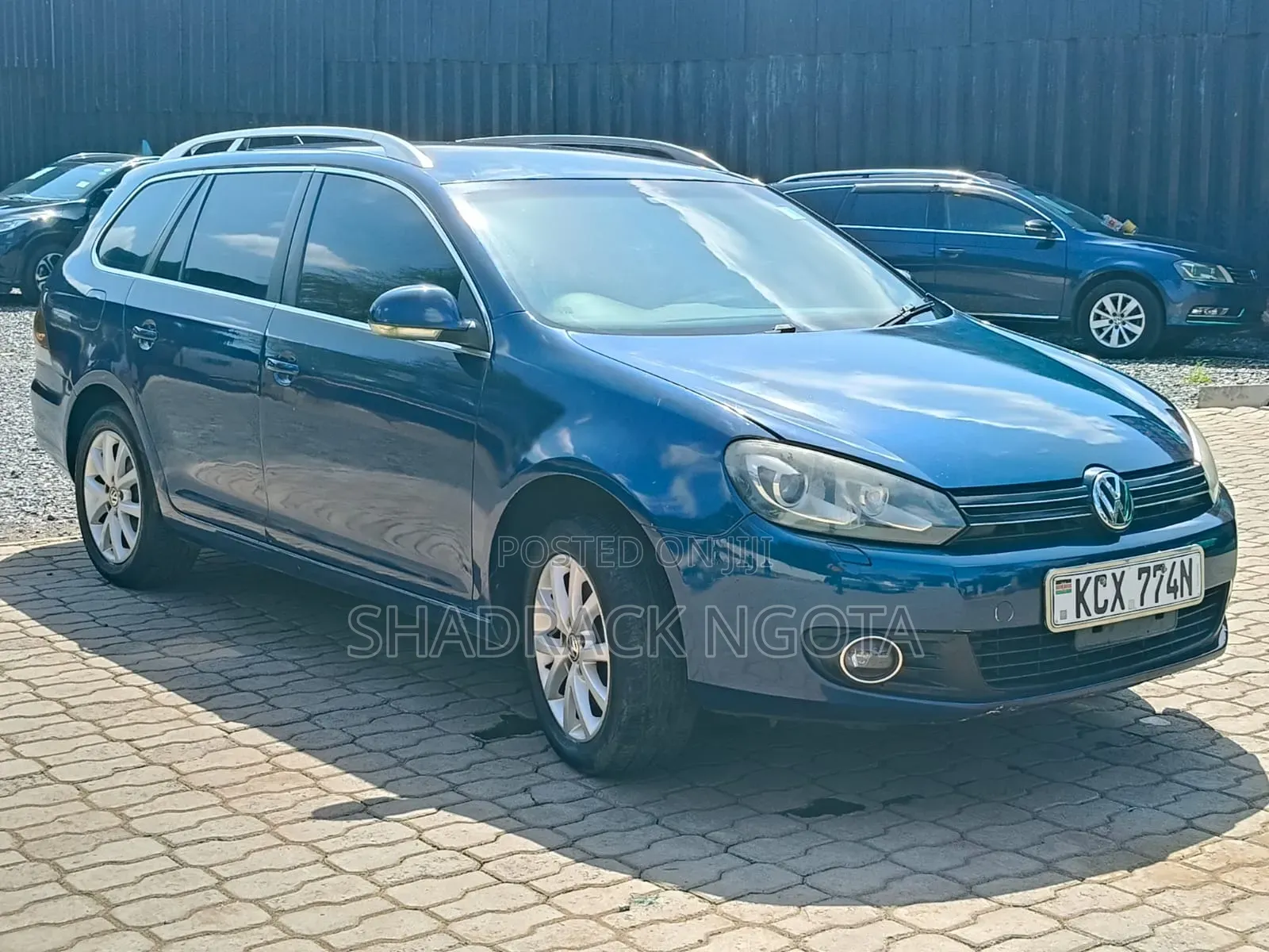 Volkswagen Golf 2012 Blue