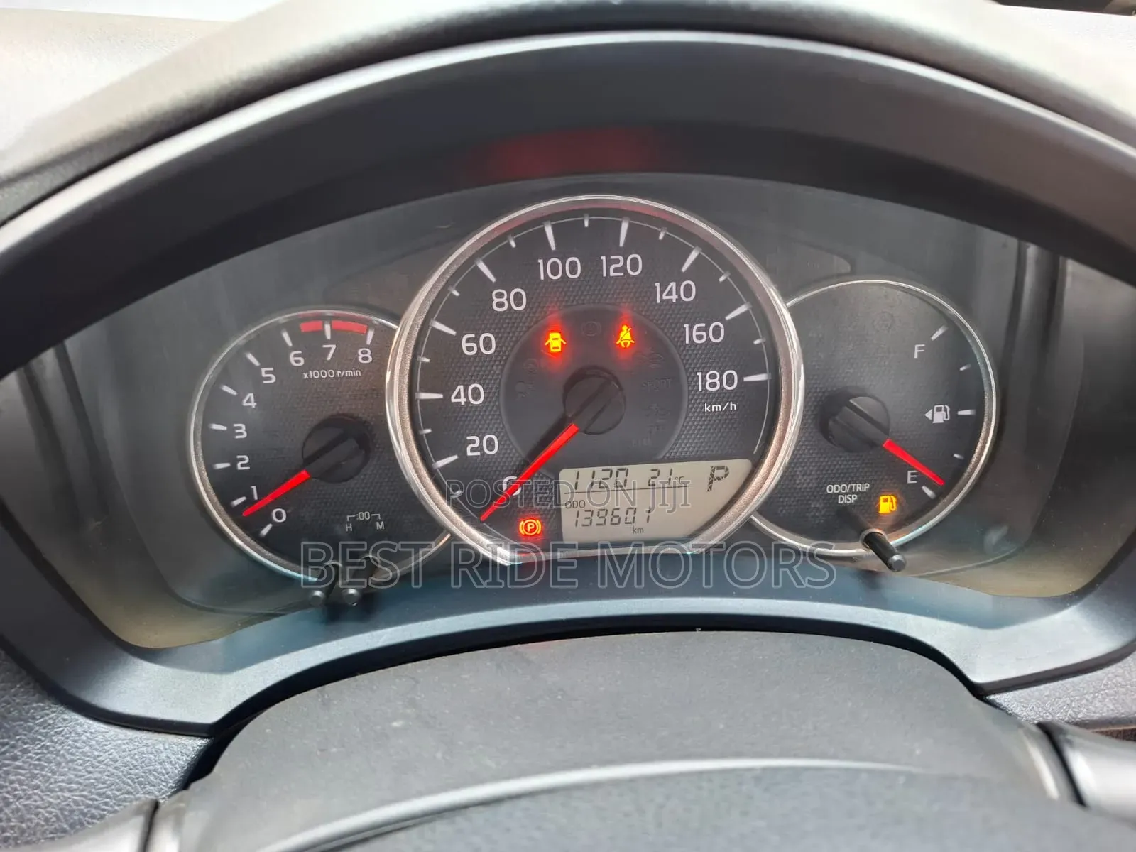 Toyota Corolla Fielder 1.5 Petrol FWD 2016 Silver